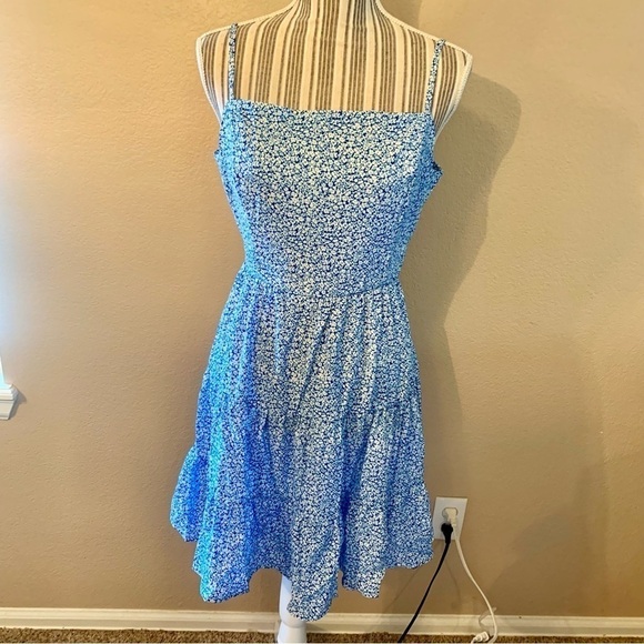 NWT Million Colors Mini Dress Large Blue White Ditzy Floral Straps Open Back - Picture 1 of 15